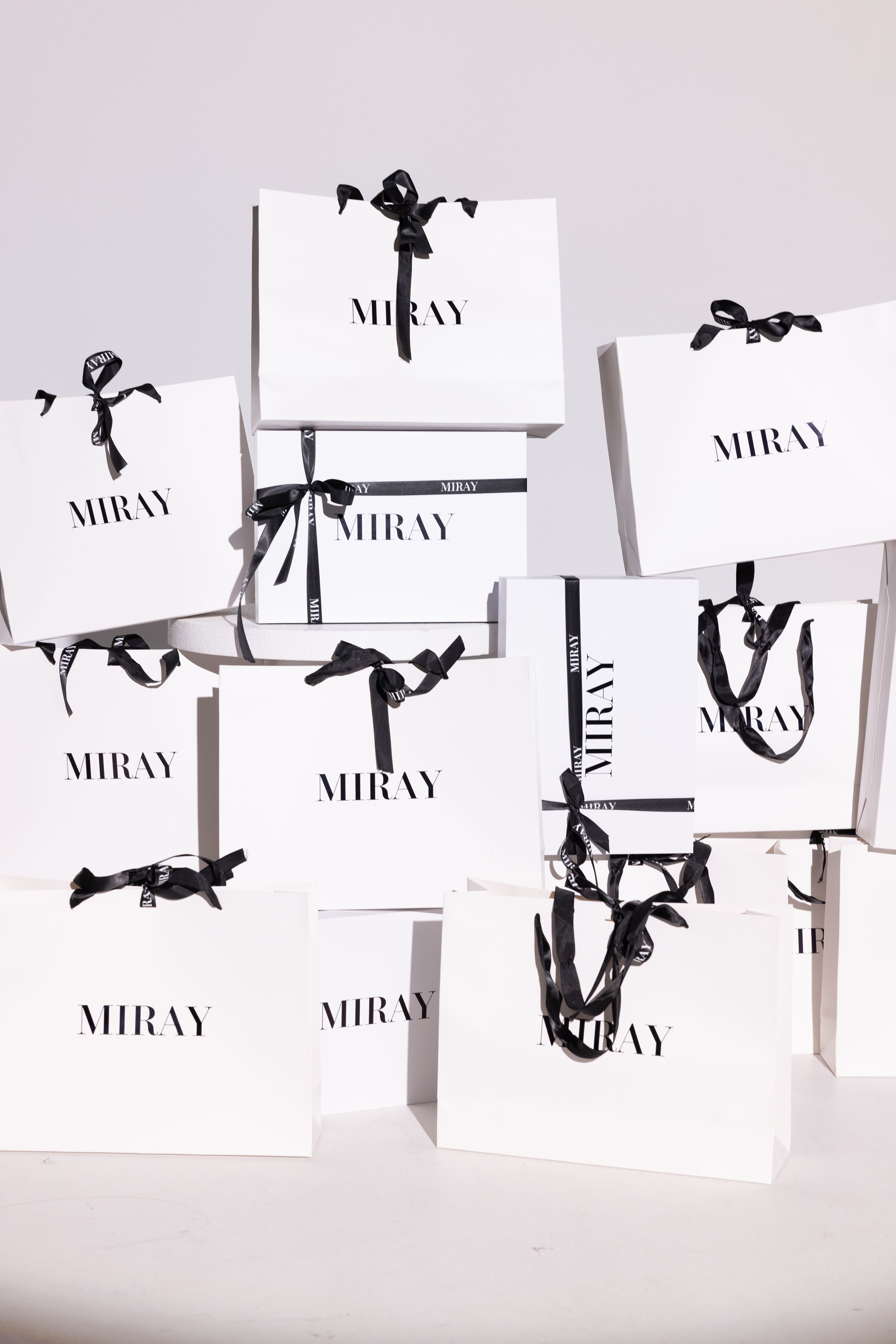 GIFT BOX
