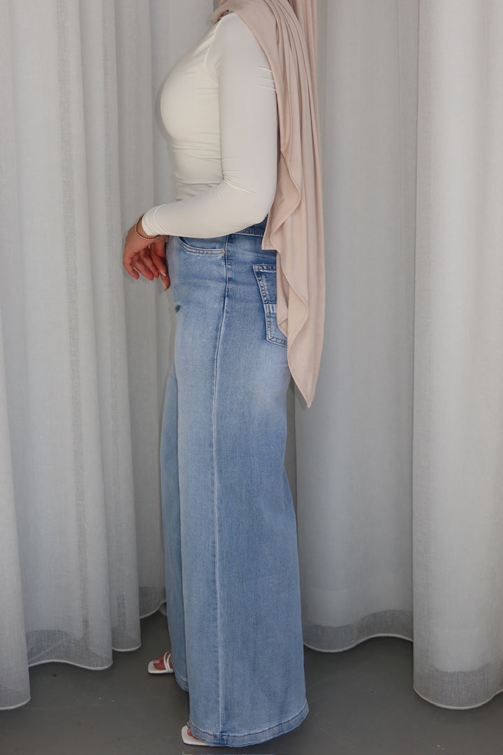 Ultra-Wide Stretchy Jeans