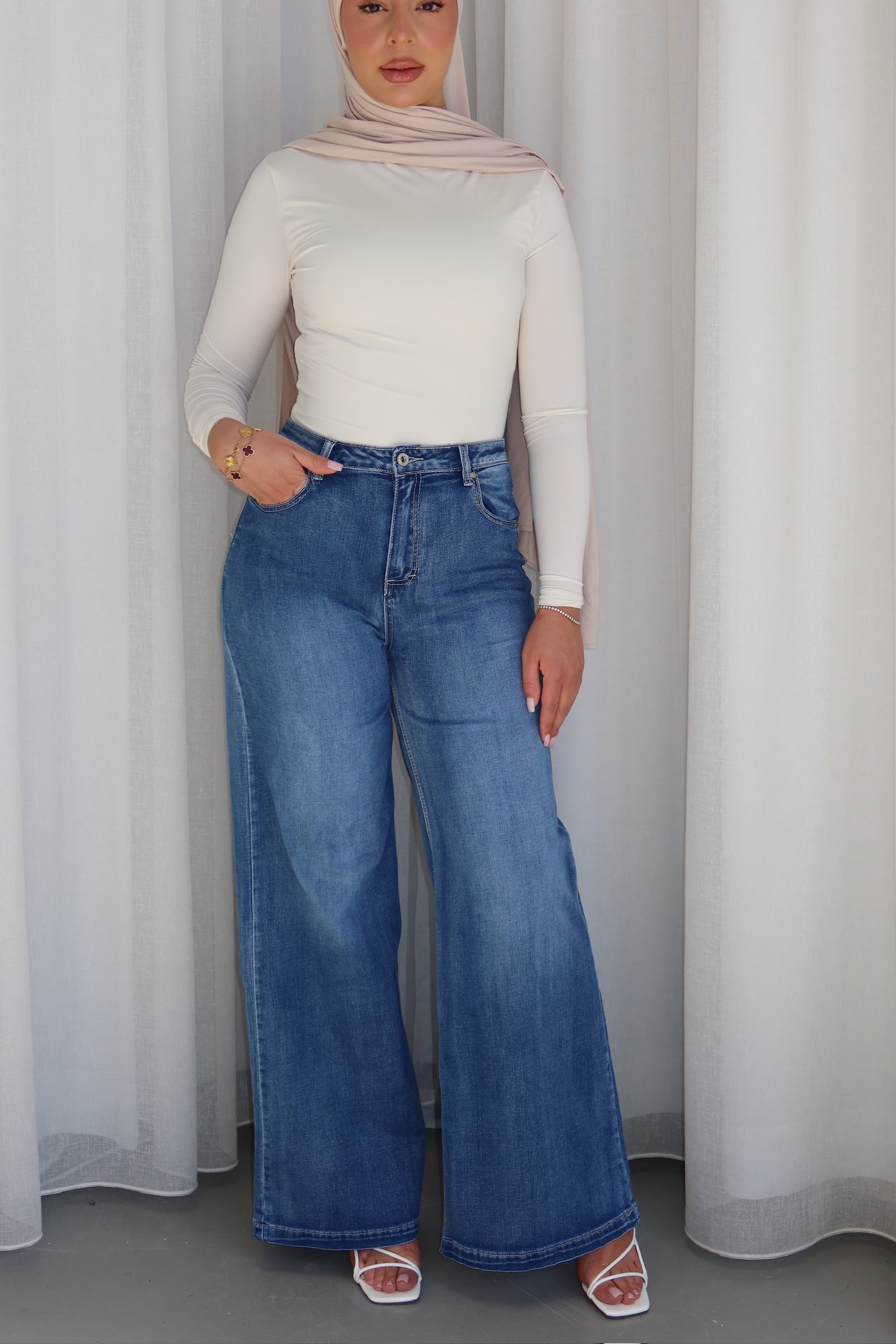 Ultra-Wide Stretchy Jeans