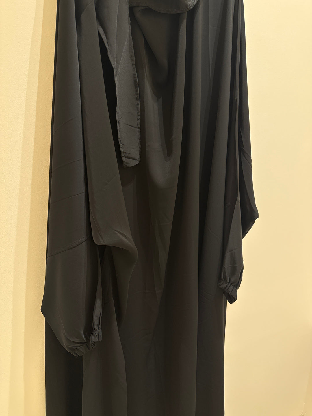 Khimar Butter Abaya (Cuffed Sleeves)